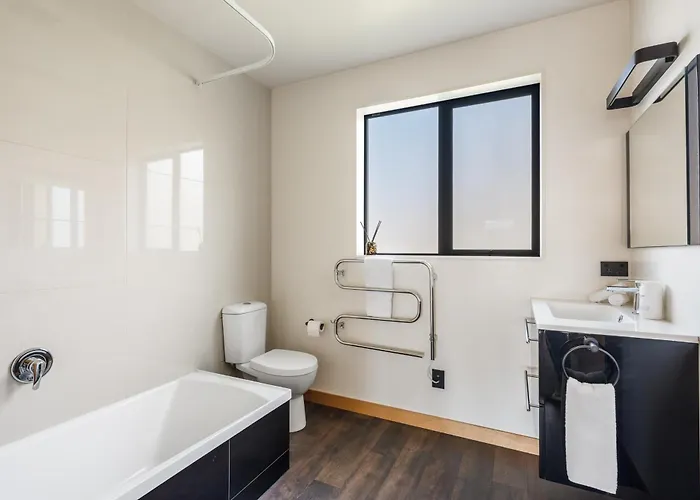 Stunning Alpine Views, Easy Walking, 3 Bathrooms Hébergement de vacances