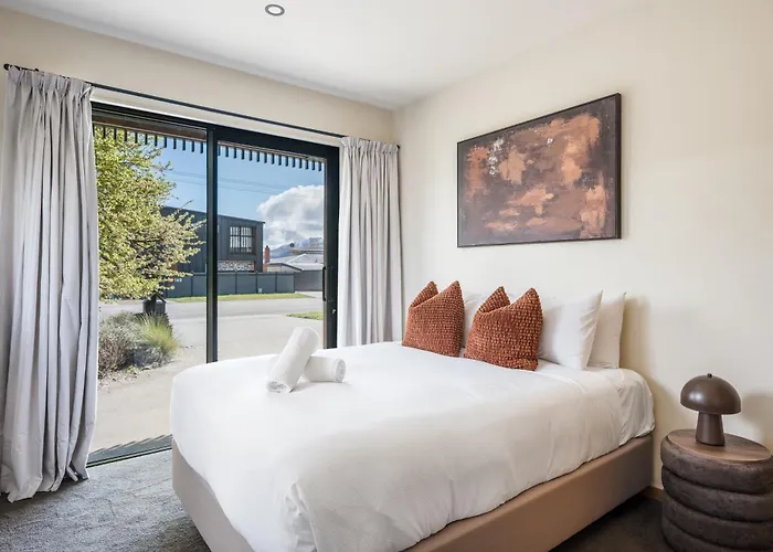 Hébergement de vacances Stunning Alpine Views, Easy Walking, 3 Bathrooms *