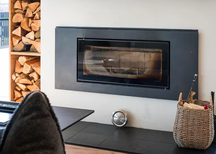 Stunning Alpine Views, Easy Walking, 3 Bathrooms Hébergement de vacances Wanaka