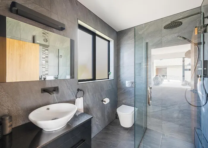 Stunning Alpine Views, Easy Walking, 3 Bathrooms Hébergement de vacances